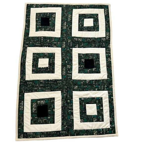 Handmade Green and White Patchwork Quilt Throw Geometric Pattern 38" x 54" - Picture 3 of 16